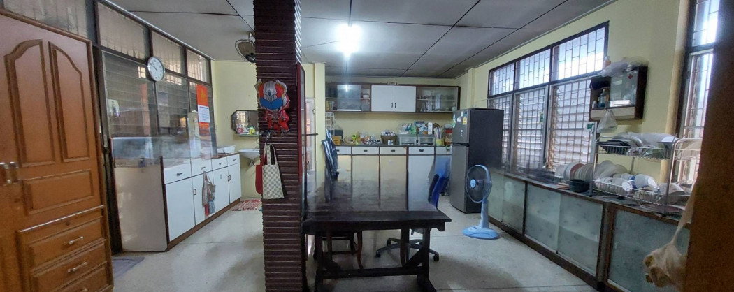 รูป ขายบ้านพร้อมที่ดิน 96 ตร.ว. ทำเลศักยภาพ ประชาชื่น 4 แยก 1-2 ใกล้สถานีกลางกรุงเทพอภิวัฒน์ - รูปที่ 10/12