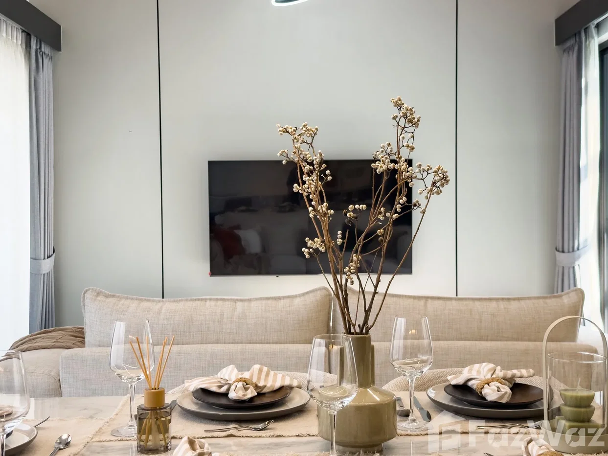 รูป A fully renovated, modern-style corner twin villa with pool 6484215 - รูปที่ 27/30