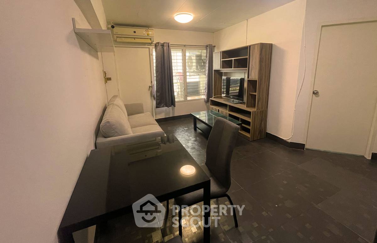 picture 2-BR Condo at Thonglor Tower Condominium near BTS Thong Lor (ID 3015890) - 1/7