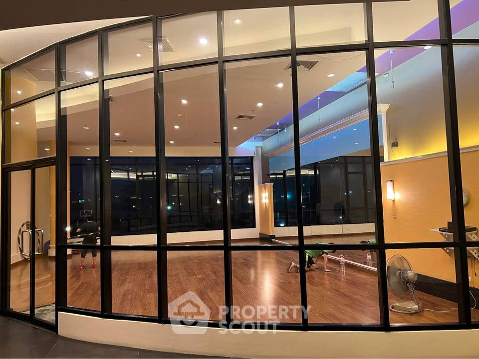 รูป คอนโด 3-ห้องนอน ที่ ศุภาลัย คาซา ริวา ใกล้ ถนนตก (ID 2817020) - รูปที่ 16/17
