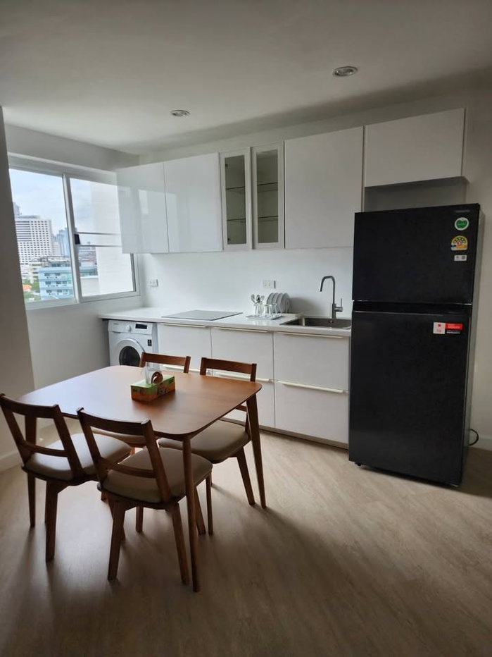 รูป Condo for RENT : D.S. Tower 2 Sukhumvit 39 𝐒𝐢𝐳𝐞 : 68 sqm. 2 Bedroom /2 Bathroom/Balcony /City view 𝐅𝐥𝐨𝐨𝐫 : 10th Fully furnished - รูปที่ 12/14