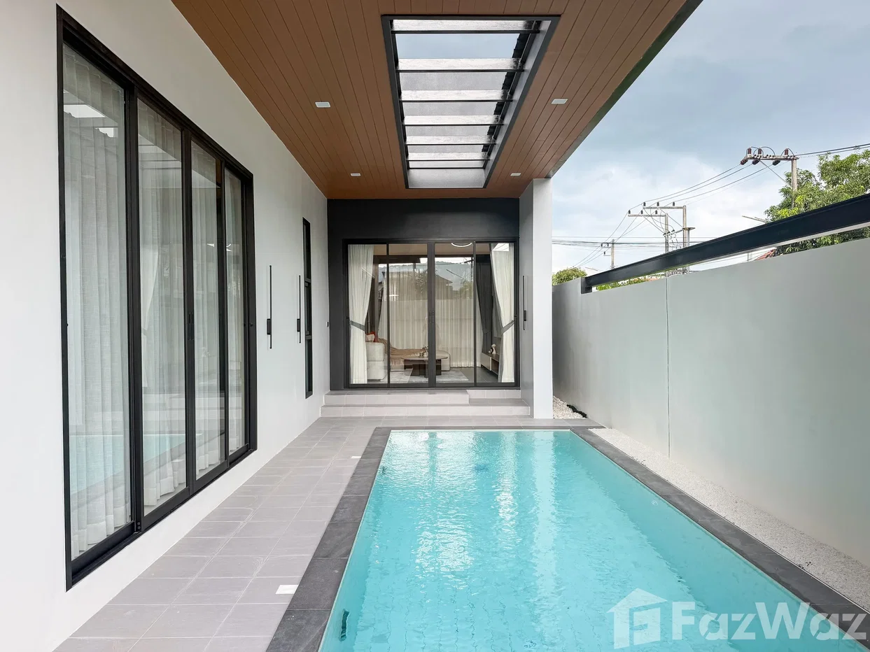 รูป A fully renovated, modern-style corner twin villa with pool 6484215 - รูปที่ 5/30