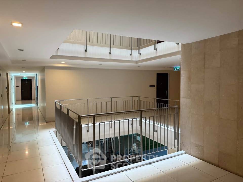 picture 2-BR Condo at Prom Phaholyothin 2 Condominium near BTS Ari (ID 3015864) - 17/22