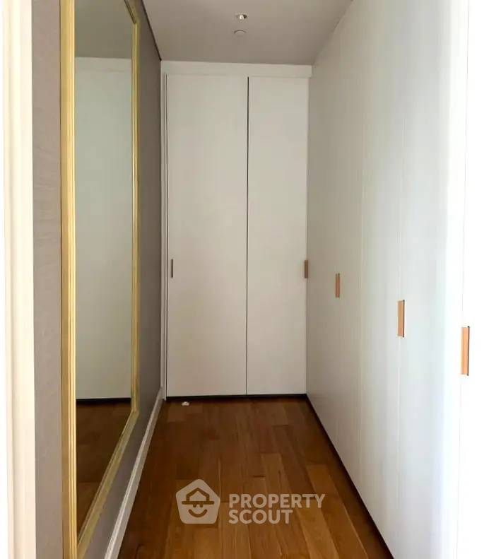 picture 2-BR Condo at Sindhorn Residence near BTS Ratchadamri (ID 3015578) - 10/18