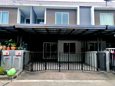 ขายทาวน์โฮม : ขายทาวน์โฮม 20 ตร.ว. หมู่บ้านเดอะคัลเลอร์ส รังสิต-คลอง 4 | The Colors Rangsit - Klong 4 ลาดสวาย ลำลูกกา ปทุมธานี