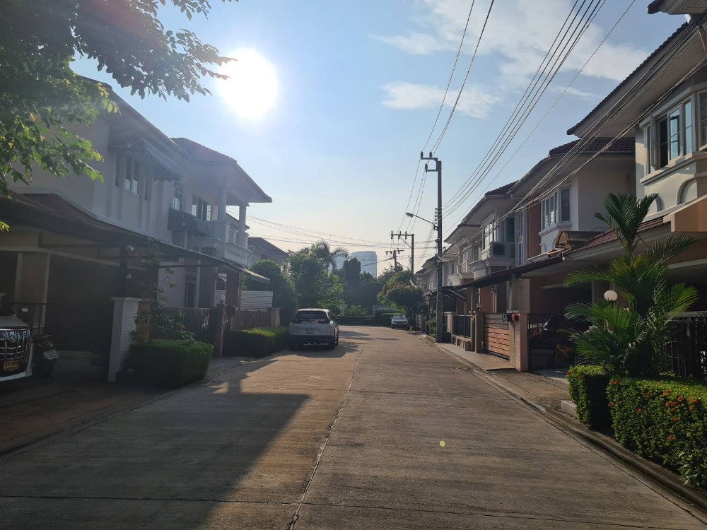 รูป 🏠 ให้เช่าบ้าน : Baan Narawan Pattanakarn 44 (บ้านนาราวัลย์ พัฒนาการ 44)   รหัสทรัพย์ | 📌LNP-H518  - รูปที่ 28/30