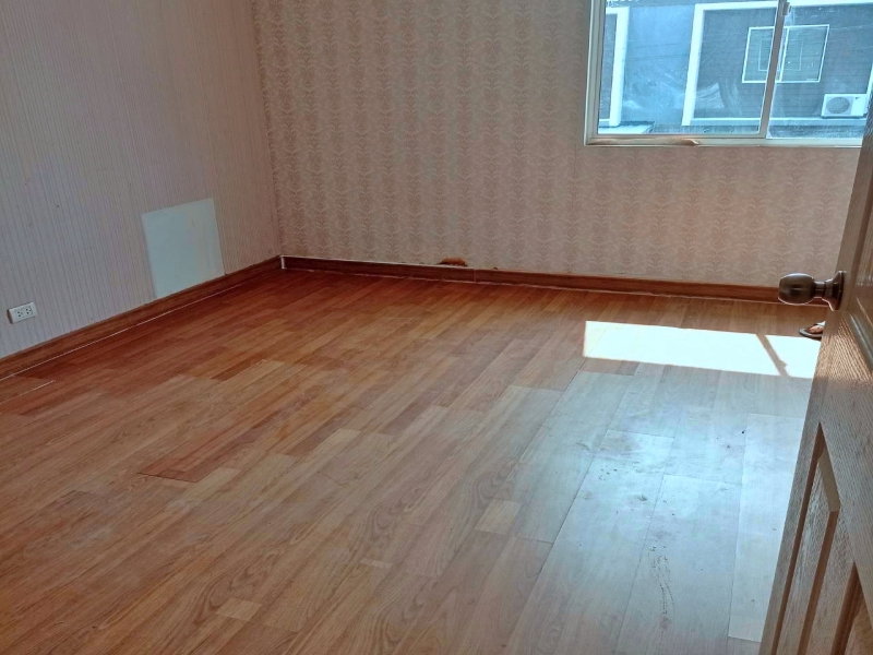 picture 2-Storey Townhouse for Sale at The Colors Rangsit - Klong 4 - 10/14