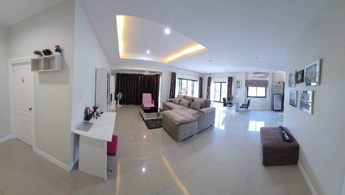 บ้านเดี่ยว พื้นที่กว้าง ทำเลดี เดินทางสะดวก ราคาคุ้มค่า