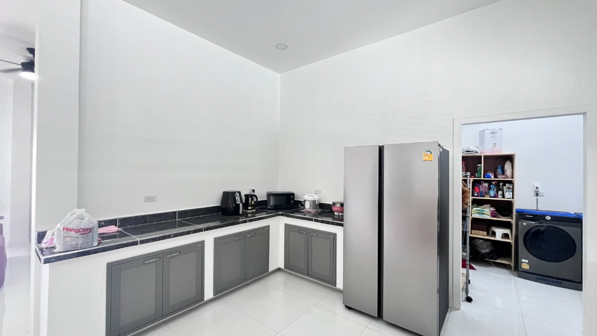 picture Modern Single-Storey House for Sale in a Peaceful Natural Setting - 14/19