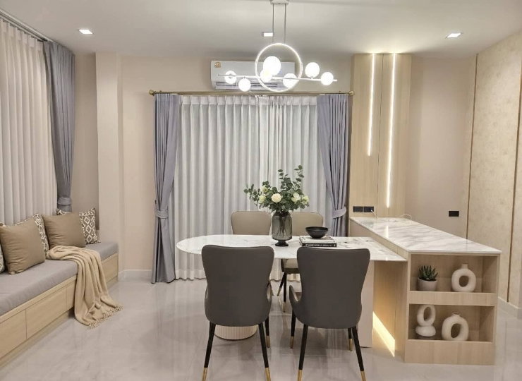 picture Luxury detached house for rent near Mega Bangna. - 22/35