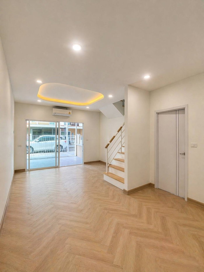 รูป 🏡 หลุดจอง! ทาวน์โฮมพัฒนาการ 38 จอดรถได้ 3 คัน เพียง 3.99 ล้าน ใกล้รถไฟฟ้าและทางด่วน - รูปที่ 3/11