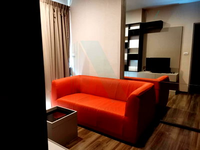 Condos for rent : For rent condo TEAL SATHORN - TAKSIN Building 1, Floor 12,1 bed room, Room size 35.00 sqm