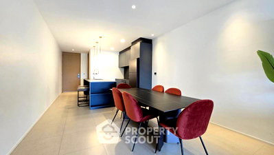 Condos for rent : 1-BR 90 Sqm Condo At Chaiyapruk Place, 300m to BTS Ekkamai (ID 2966896)