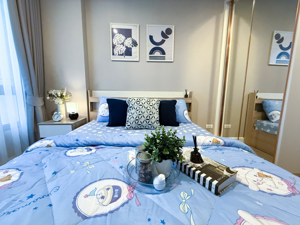 picture Condo for rent at MetroLux Riverfront Rattanathibet, on the Chao Phraya River and there's a shuttle service to MRT Thaimaa station. - 1/15
