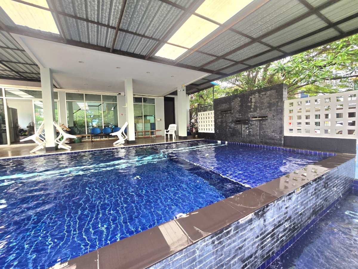 รูป ทาวน์โฮม 2 ชั้น สไตล์โมเดิร์น ทำเลทอง หมู่บ้านอาร์เคพาร์ค ถนนหทัยราษฎร์ บางชัน คลองสามวา แต่งพร้อมอยู่ - รูปที่ 35/41