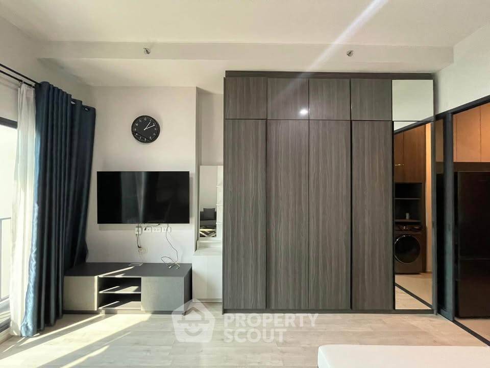 picture 1-BR Condo at Ideo Ratchada-Sutthisan near MRT Ratchadaphisek (ID 2163897) - 8/17