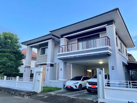 ขายบ้านเดี่ยว 2 ชั้น หลังใหญ่ ในโครงการคุณภาพ ทำเลศักยภาพ ใกล้โรงเรียนนานาชาติ   #CHD101798 