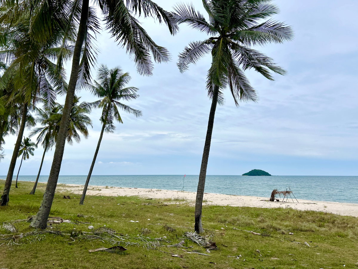 picture LAND FOR LEASE - BEACHFRONT NEAR SAKOM BEACH & KHAO LON HILL VIEWPOINT, THEPHA SONGKHLA - 1/15