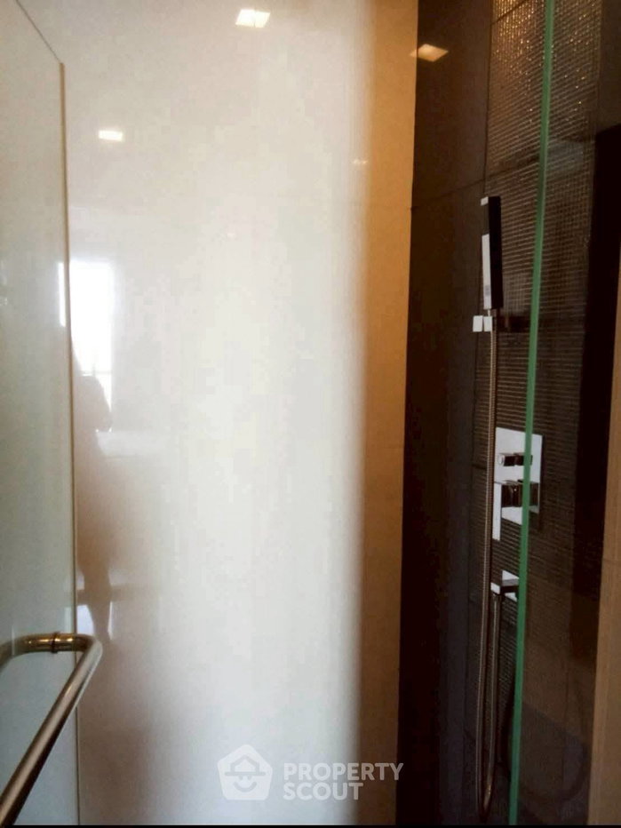 picture 1-BR Condo at Rhythm Sukhumvit 44/1 near BTS Phra Khanong (ID 3014203) - 3/9