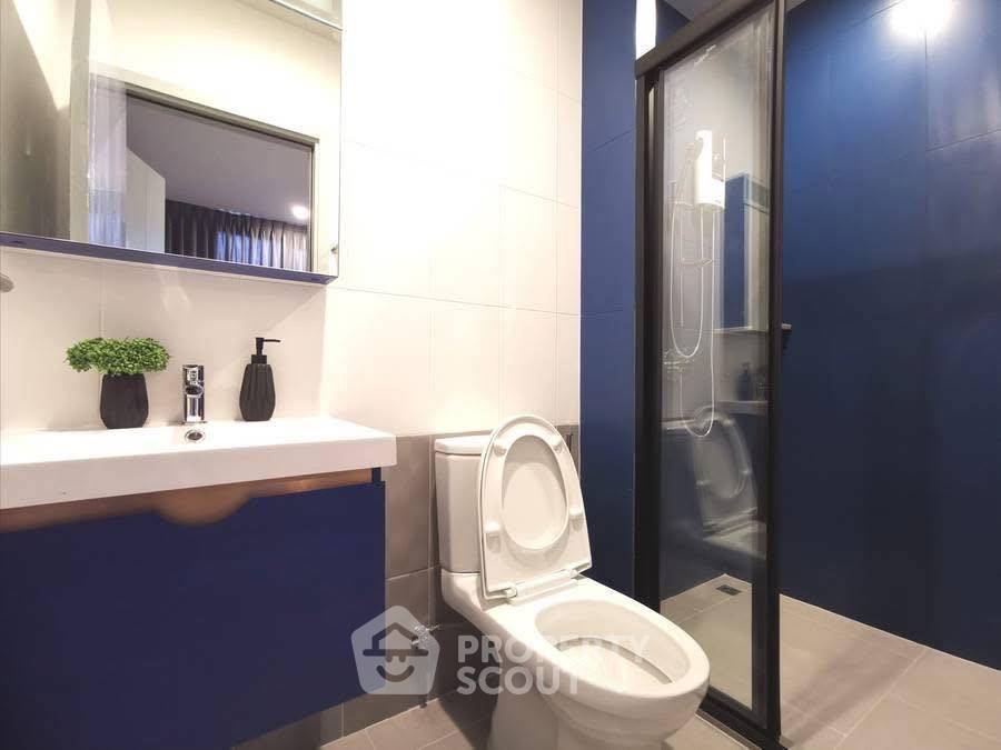 picture Studio Condo at XT Ekkamai near BTS Thong Lor (ID 3013688) - 6/7