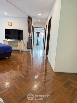 3-BR Condo at Wittayu Complex near BTS Phloen Chit (ID 2704797)