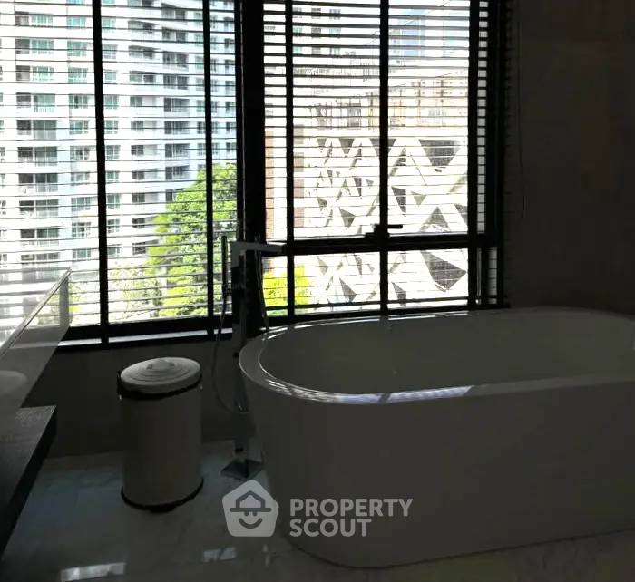 picture 2-BR Condo at Sindhorn Residence near BTS Ratchadamri (ID 3015578) - 14/18