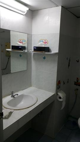 picture Four Street Condo for rent Condominium fee included near BTS - 4/6