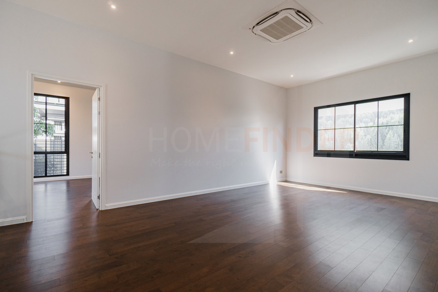 รูป Narasiri Victoire Krungthep Kreetha 4 bedrooms, for sale - รูปที่ 19/27