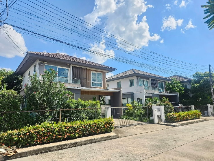 รูป บ้านมีพื้นที่สวนผ่อนคลาย ราคาพิเศษ พร้อมเข้าอยู่ - รูปที่ 3/16