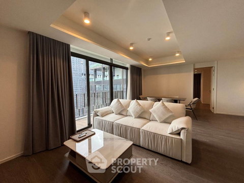 3-BR Condo at Muniq Sukhumvit 23 near MRT Sukhumvit (ID 2750236)
