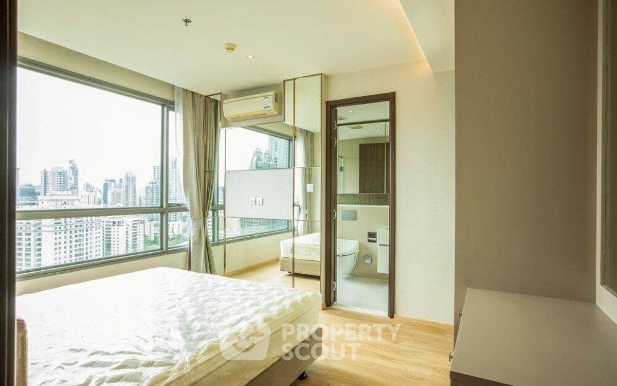 picture 3-BR Condo at H Sukhumvit 43 near BTS Phrom Phong (ID 2361863) - 7/18