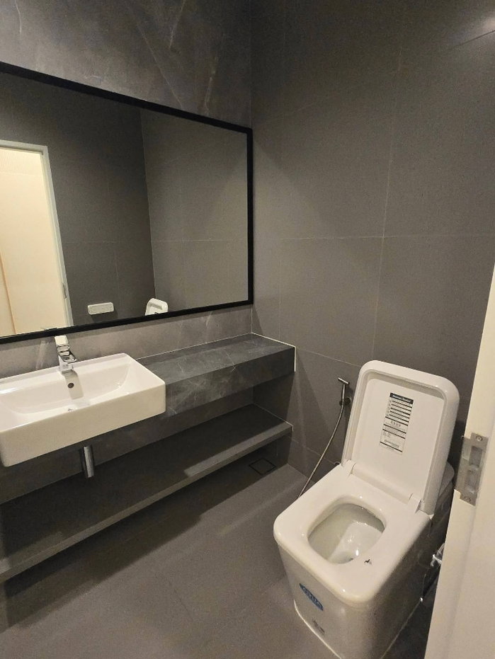 picture Luxury detached house for rent near Mega Bangna. - 31/35