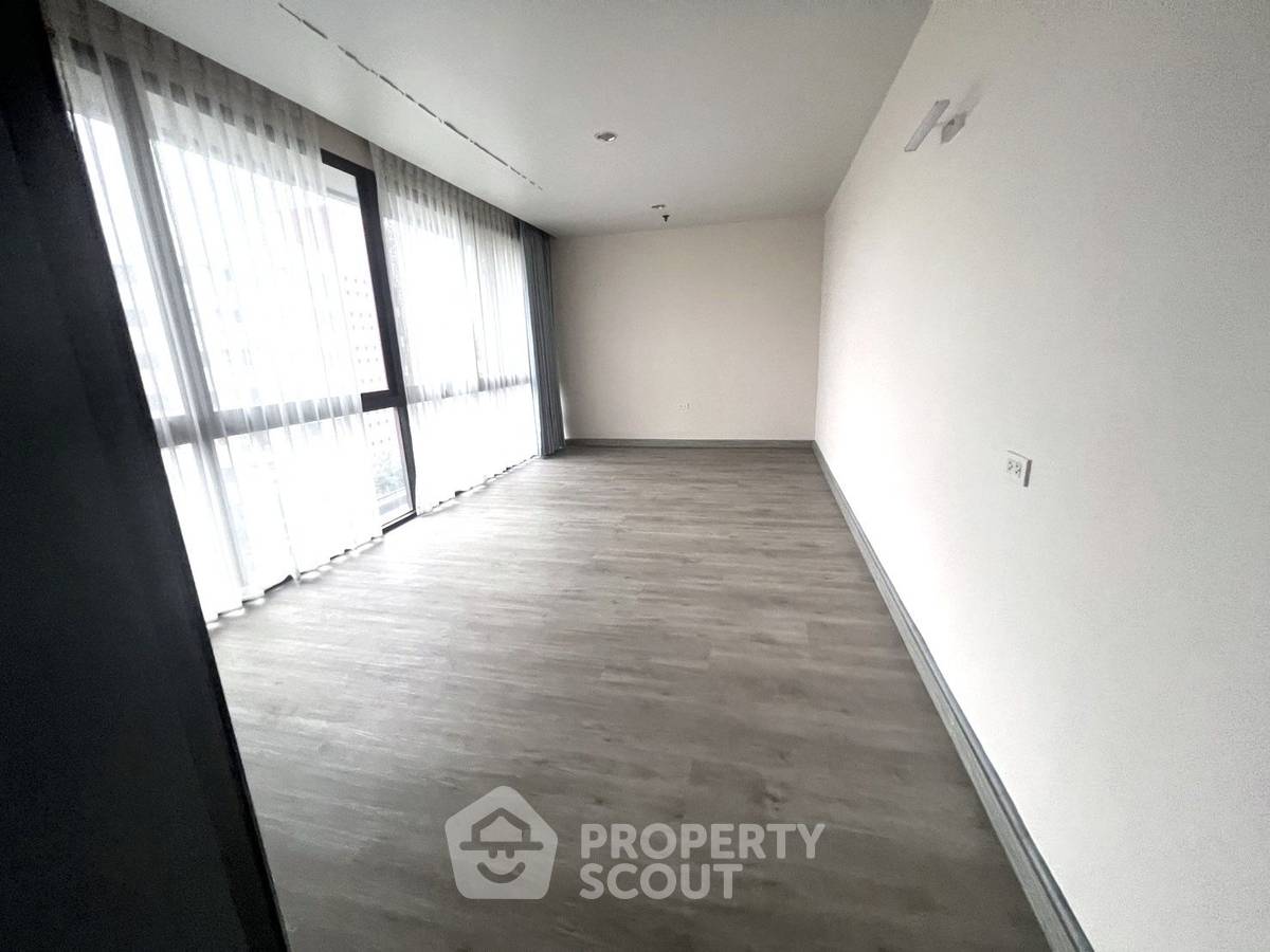 รูป คอนโด 3-ห้องนอน ที่ โปโล พาร์ค คอนโดมิเนียม ใกล้ MRT ลุมพินี (ID 2397021) - รูปที่ 3/11