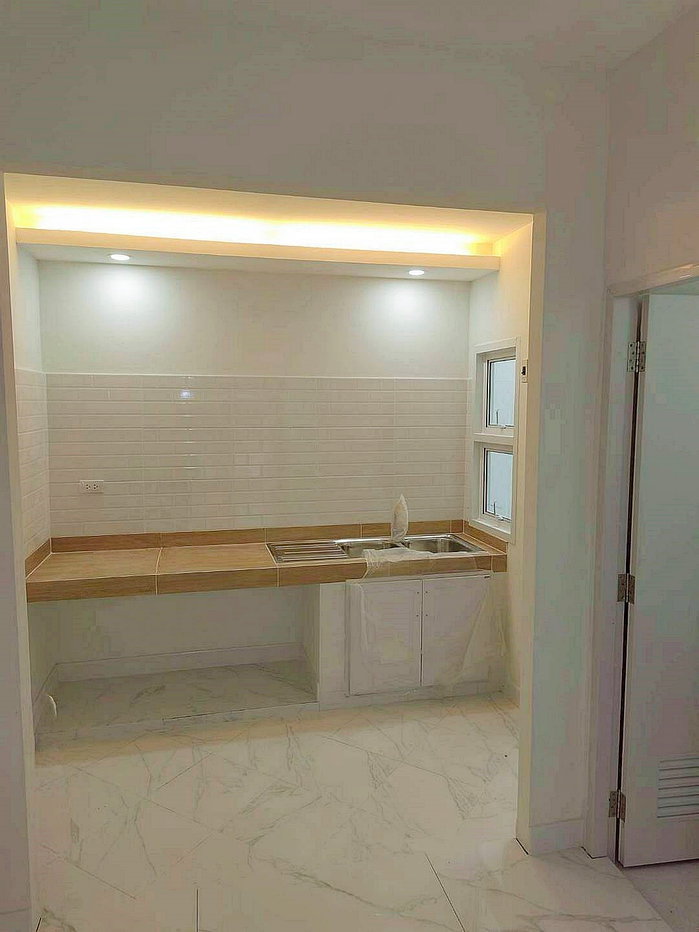 รูป บ้านสวย  หลังริม  รีโนเวทใหม่ สไตล์มินิมอล   #หมู่บ้านเอเชีย โฮมทาวน์ 2  ไทรน้อย  ใกล้การไฟฟ้าฝ่ายผลิต  ไทรน้อย - รูปที่ 8/9