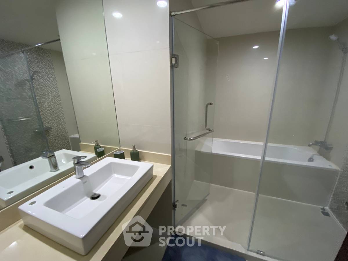 picture 1-BR Condo at The Rajdamri near BTS Ratchadamri (ID 466070) - 3/5