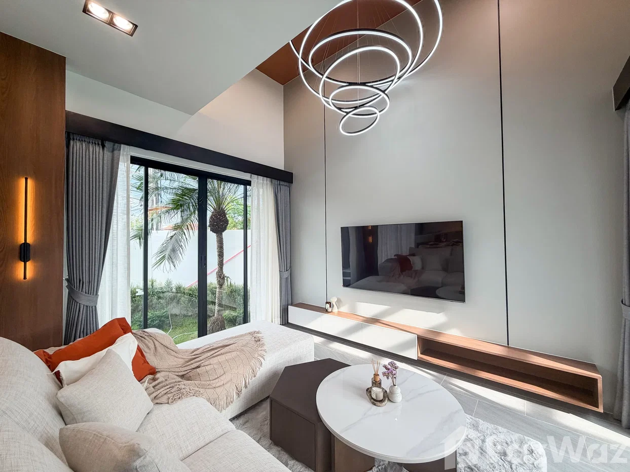 รูป A fully renovated, modern-style corner twin villa with pool 6484215 - รูปที่ 2/30