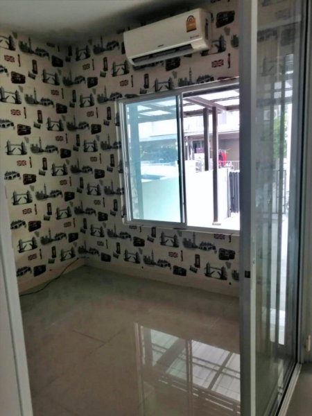picture 2-Storey Townhouse for Sale at The Colors Rangsit - Klong 4 - 4/14