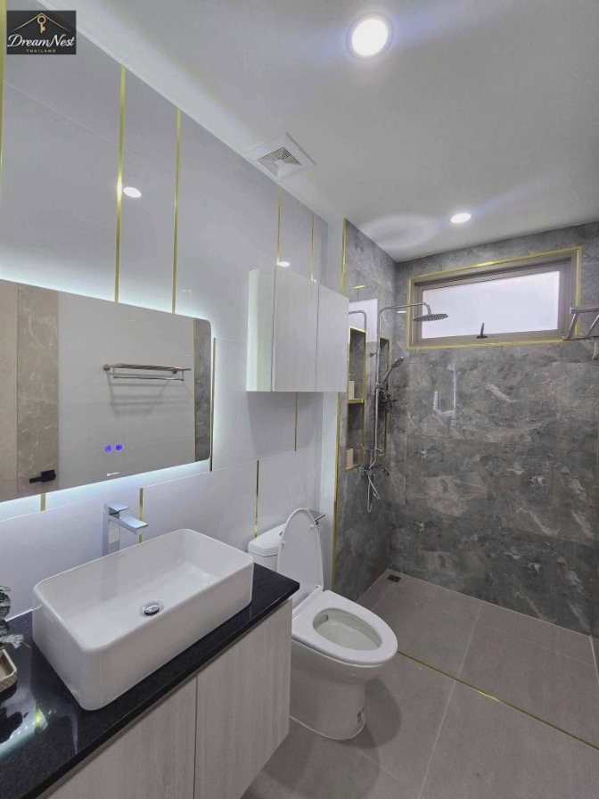 picture Modern luxury pool villas set on generous land plots ranging - 18/20
