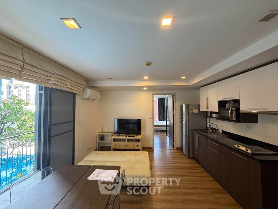 picture 2-BR Condo at Prom Phaholyothin 2 Condominium near BTS Ari (ID 3015864) - 4/22