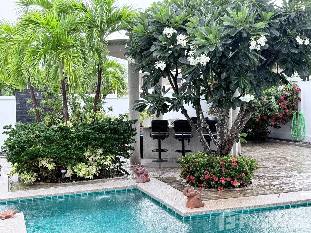 picture 3 bed 4.5 bath Villa at Orchid Palm Homes 6 6481899 - 3/28