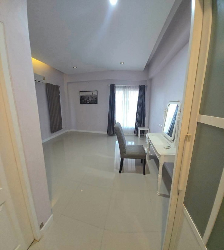 รูป บ้านเดี่ยว พื้นที่กว้าง ทำเลดี เดินทางสะดวก ราคาคุ้มค่า - รูปที่ 5/10