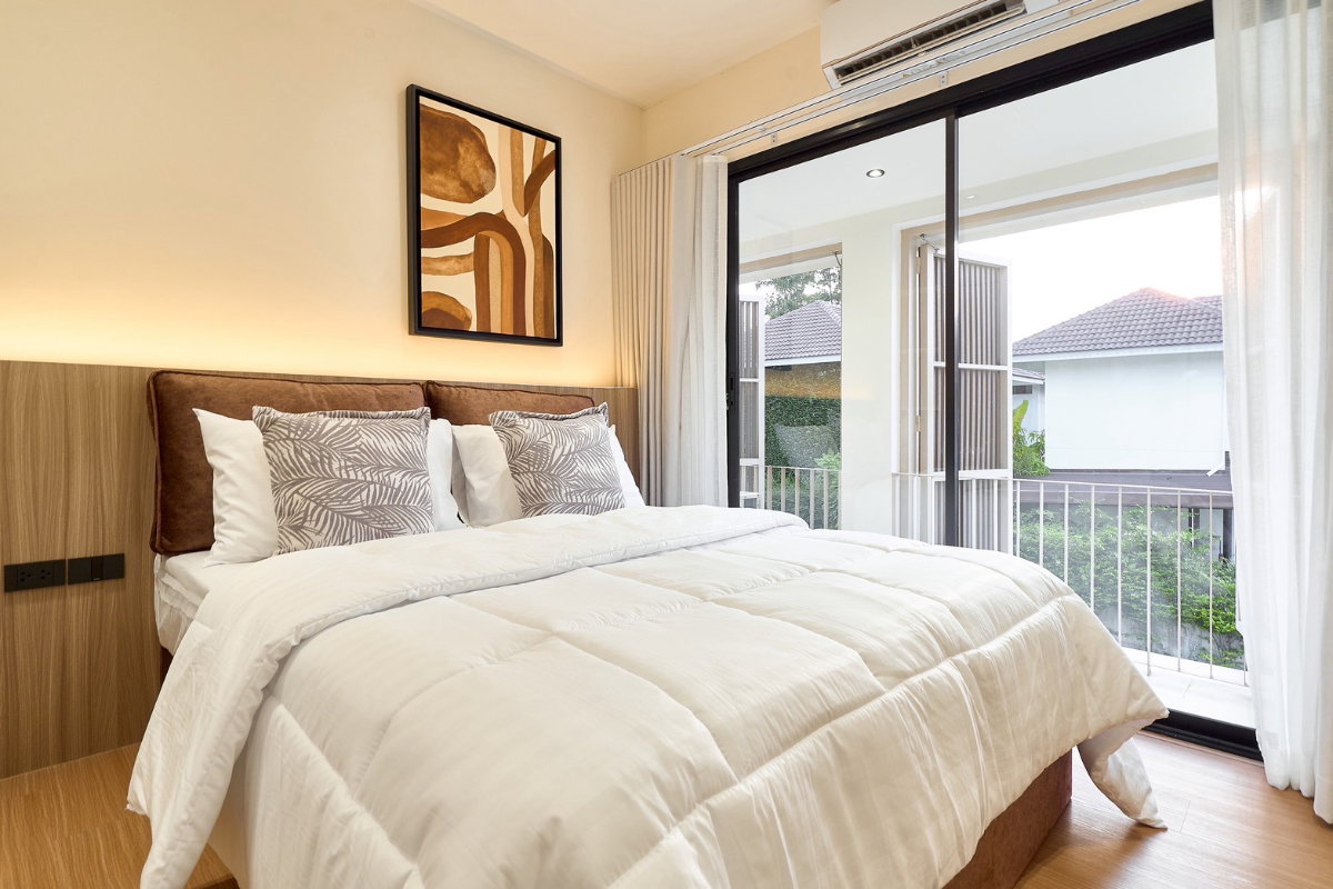 picture Renovated Two-Storey Detached House with Clubhouse & Swimming Pool - 52/56