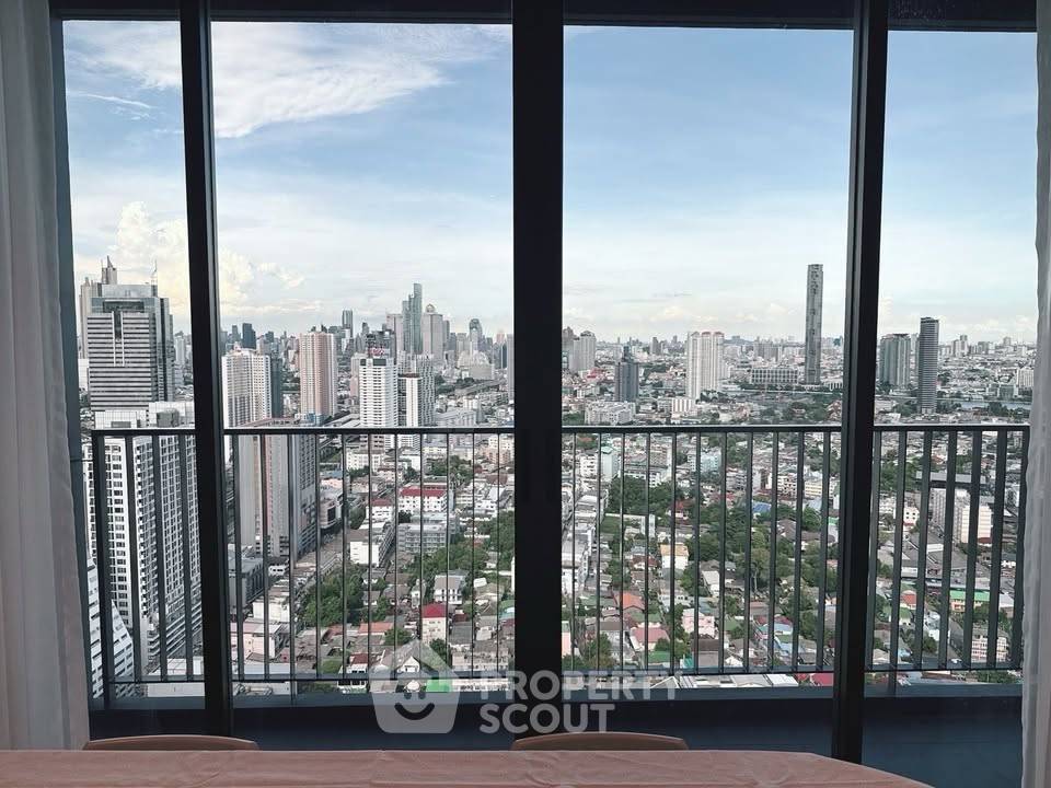 รูป คอนโด 2-ห้องนอน ที่ เรฟเฟอเรนซ์ สาทร-วงเวียนใหญ่ ใกล้ BTS วงเวียนใหญ่ (ID 3014691) - รูปที่ 2/48