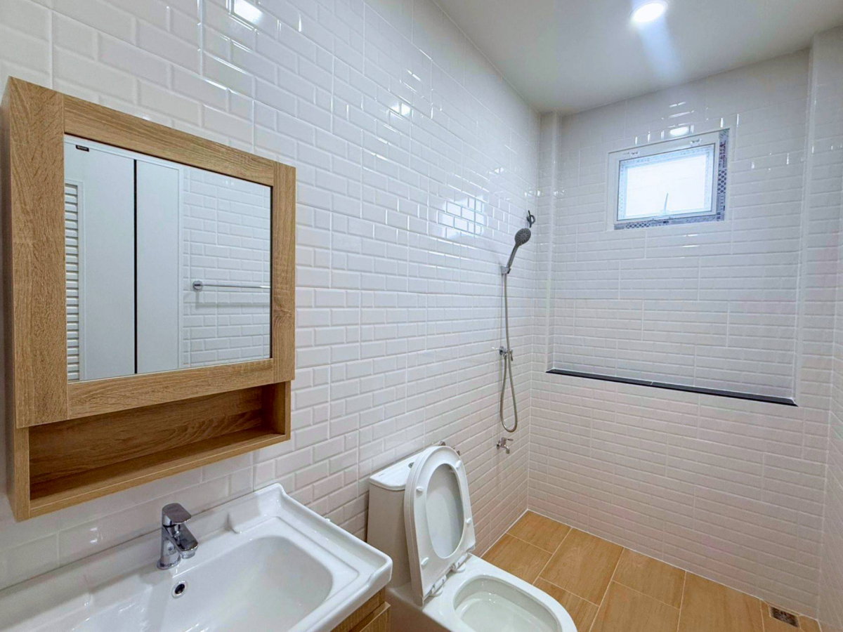 รูป ขายบ้านเดี่ยวชั้นเดียว บ้านใหม่แกะกล่อง ทำเลสารภี ใกล้วงแหวนรอบสาม เชียงใหม่ ราคาเพียง 2.62 ล้านบาท #CSRP101283 - รูปที่ 7/9