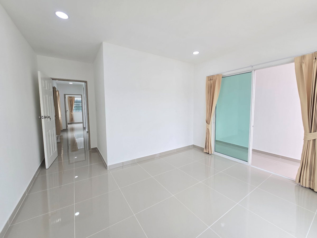 รูป ทาวน์โฮม 2 ชั้น สไตล์โมเดิร์น ทำเลทอง หมู่บ้านอาร์เคพาร์ค ถนนหทัยราษฎร์ บางชัน คลองสามวา แต่งพร้อมอยู่ - รูปที่ 25/41