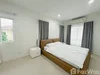 listing thumbnail image 32