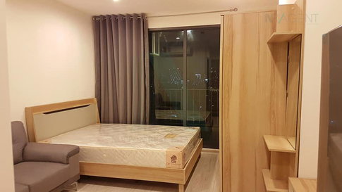 For rent IDEO MOBI Wongsawang Interchange Studio, 16th floor, near MRT, Bang Sung