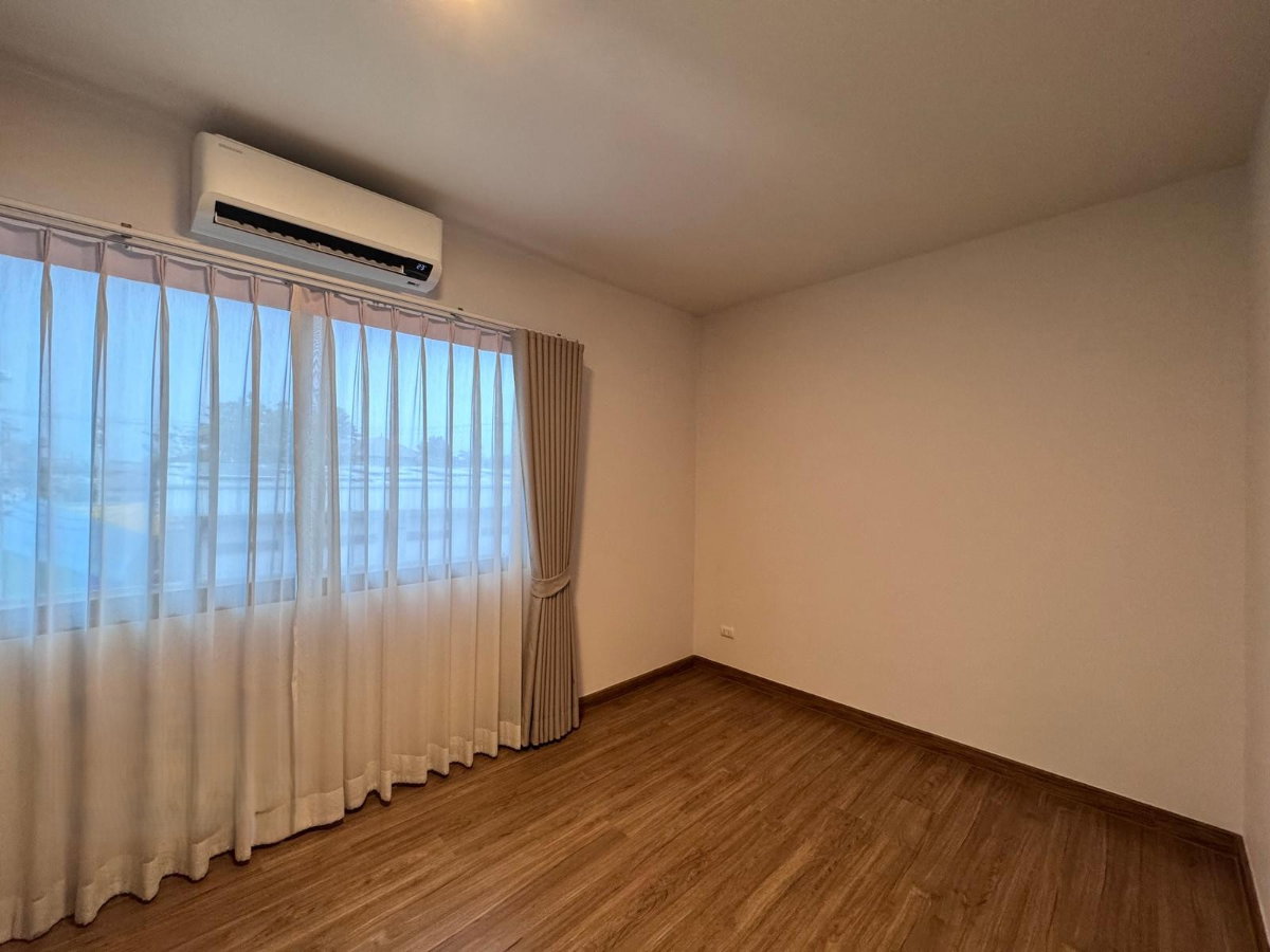 รูป S1412 🏡✨ ขายทาวน์โฮม 3 ชั้น บ้านกลางเมือง พหลโยธิน–รามอินทรา  ใกล้ BTS สายหยุด เพียง 6.39 ล้านบาท - รูปที่ 13/21