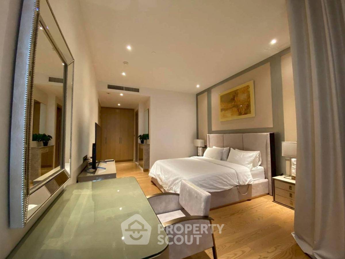 รูป คอนโด 3-ห้องนอน ที่ แมกโนเลียส์ วอเตอร์ฟรอนท์ เรสซิเดนซ์ ใกล้ BTS สะพานตากสิน (ID 3011740) - รูปที่ 3/4