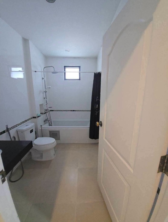 รูป บ้านเดี่ยว พื้นที่กว้าง ทำเลดี เดินทางสะดวก ราคาคุ้มค่า - รูปที่ 9/10